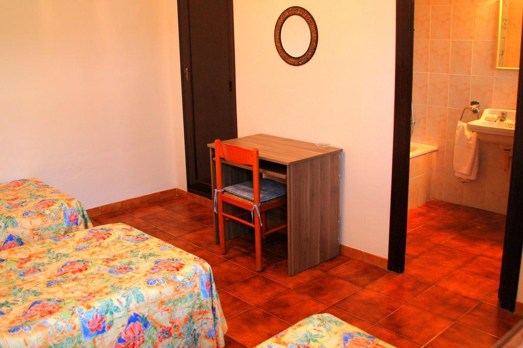 יורט דה מאר Hotel Planas מראה חיצוני תמונה