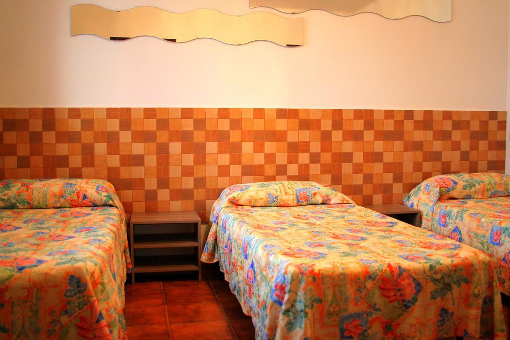 יורט דה מאר Hotel Planas מראה חיצוני תמונה